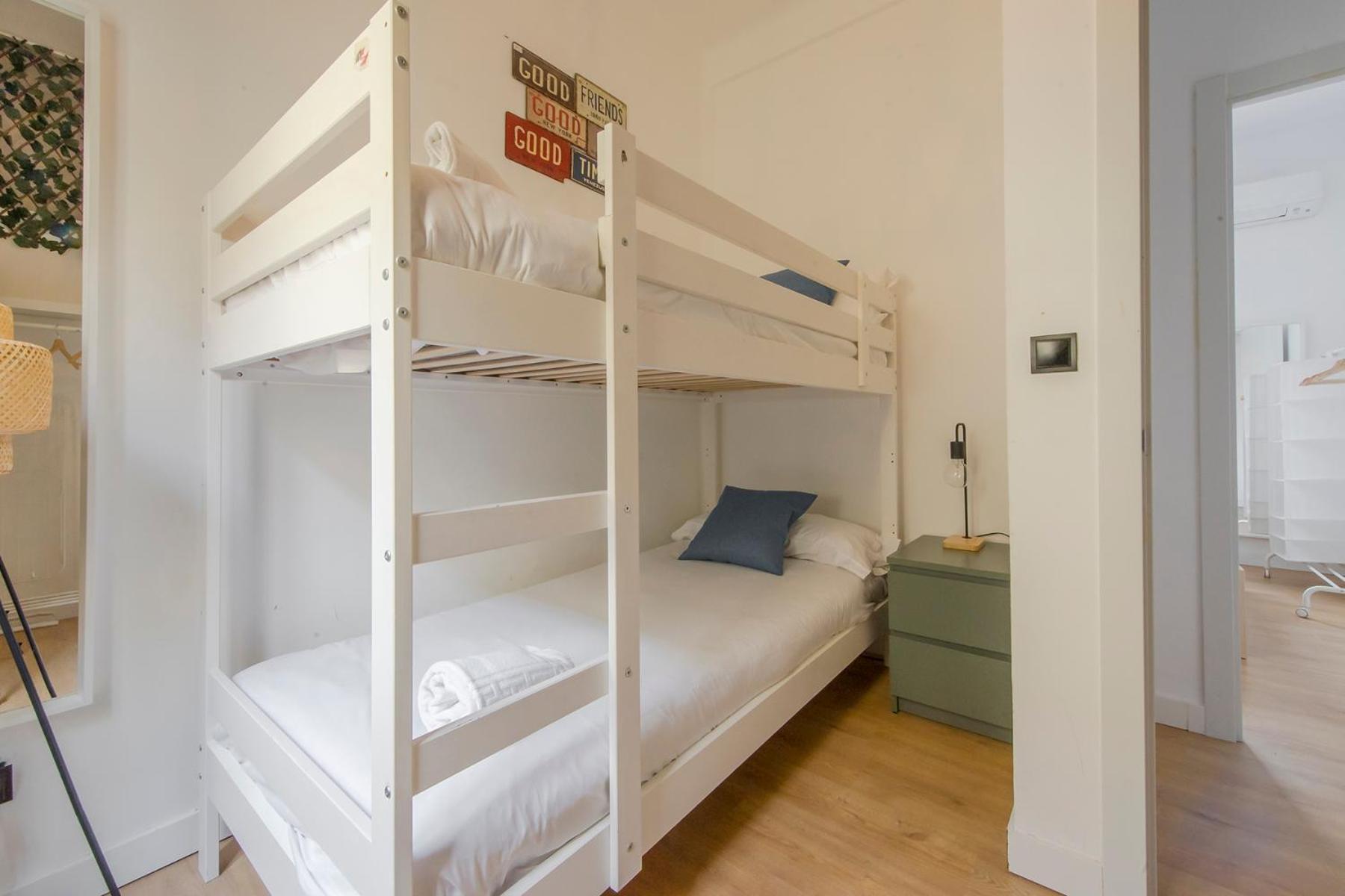 Aventura Y Tradicion En La Latina, Conoce Toledo 77 Apartamento Madri Exterior foto