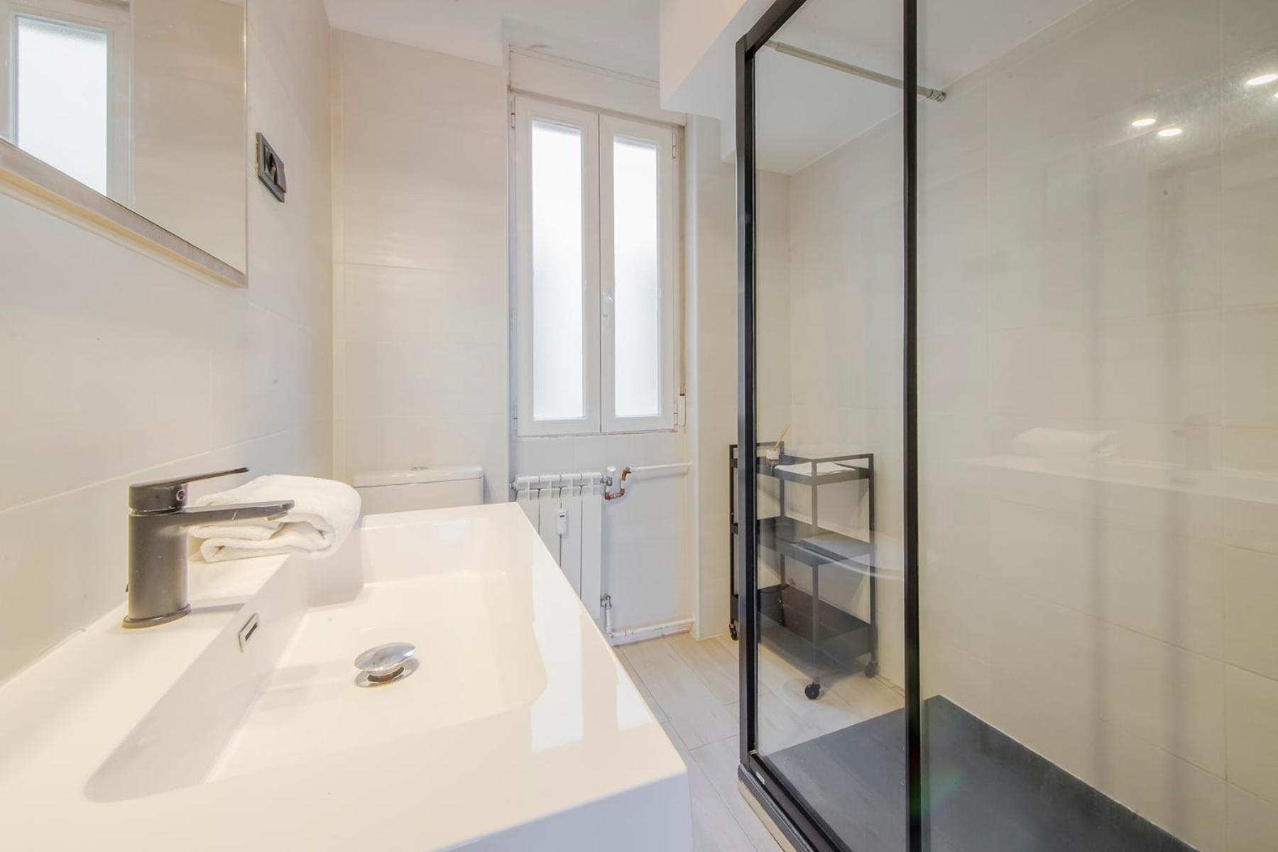 Aventura Y Tradicion En La Latina, Conoce Toledo 77 Apartamento Madri Exterior foto